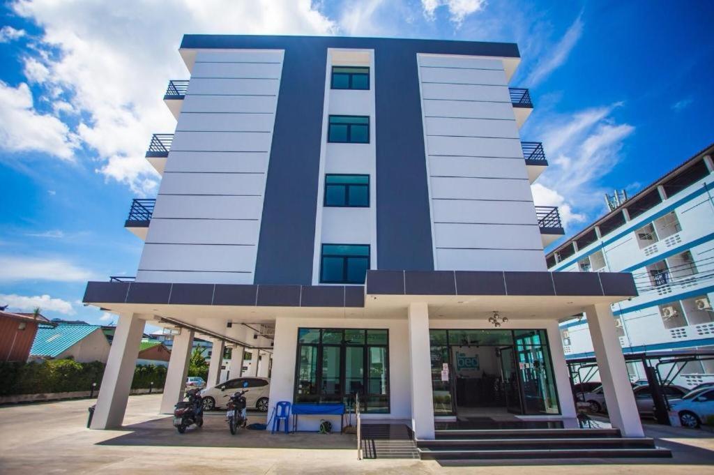 The Bed Hotel Phitsanulok Exterior photo