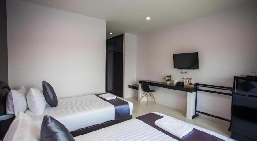 The Bed Hotel Phitsanulok Exterior photo