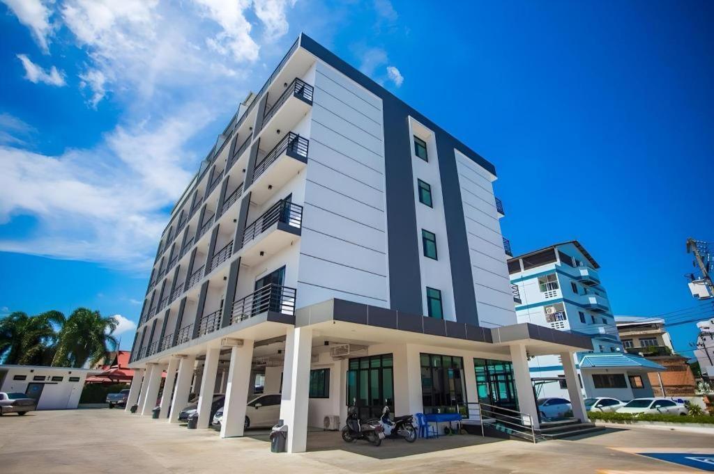 The Bed Hotel Phitsanulok Exterior photo